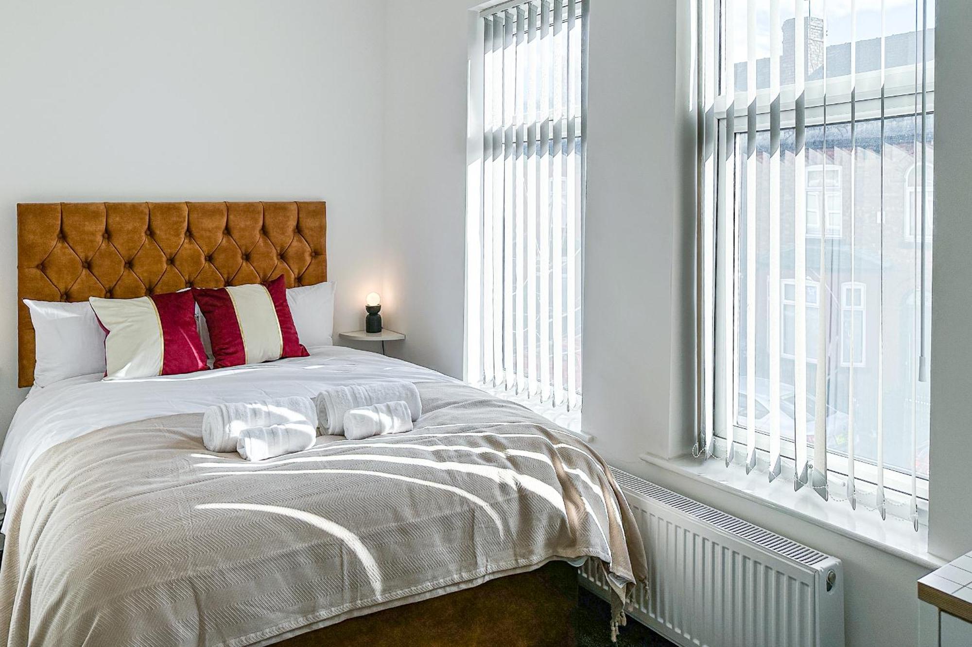 Ashfield Co-Living - Private Room Self-Cater Manchester Bagian luar foto