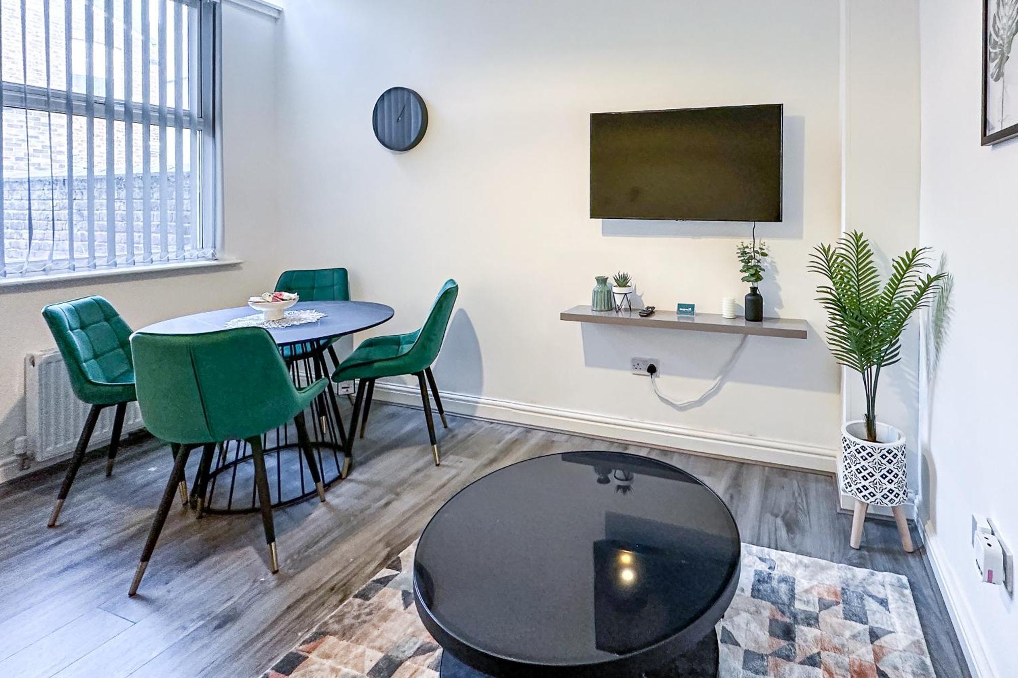 Ashfield Co-Living - Private Room Self-Cater Manchester Bagian luar foto