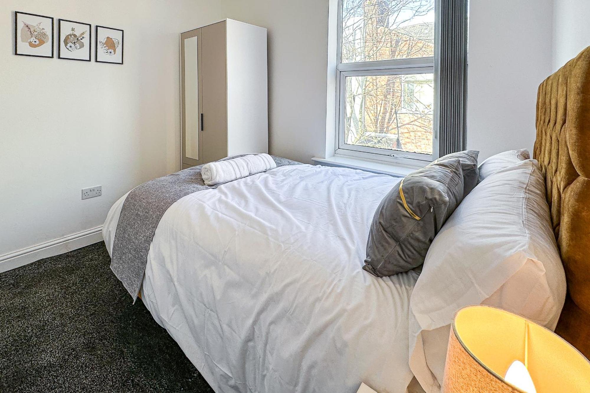 Ashfield Co-Living - Private Room Self-Cater Manchester Bagian luar foto