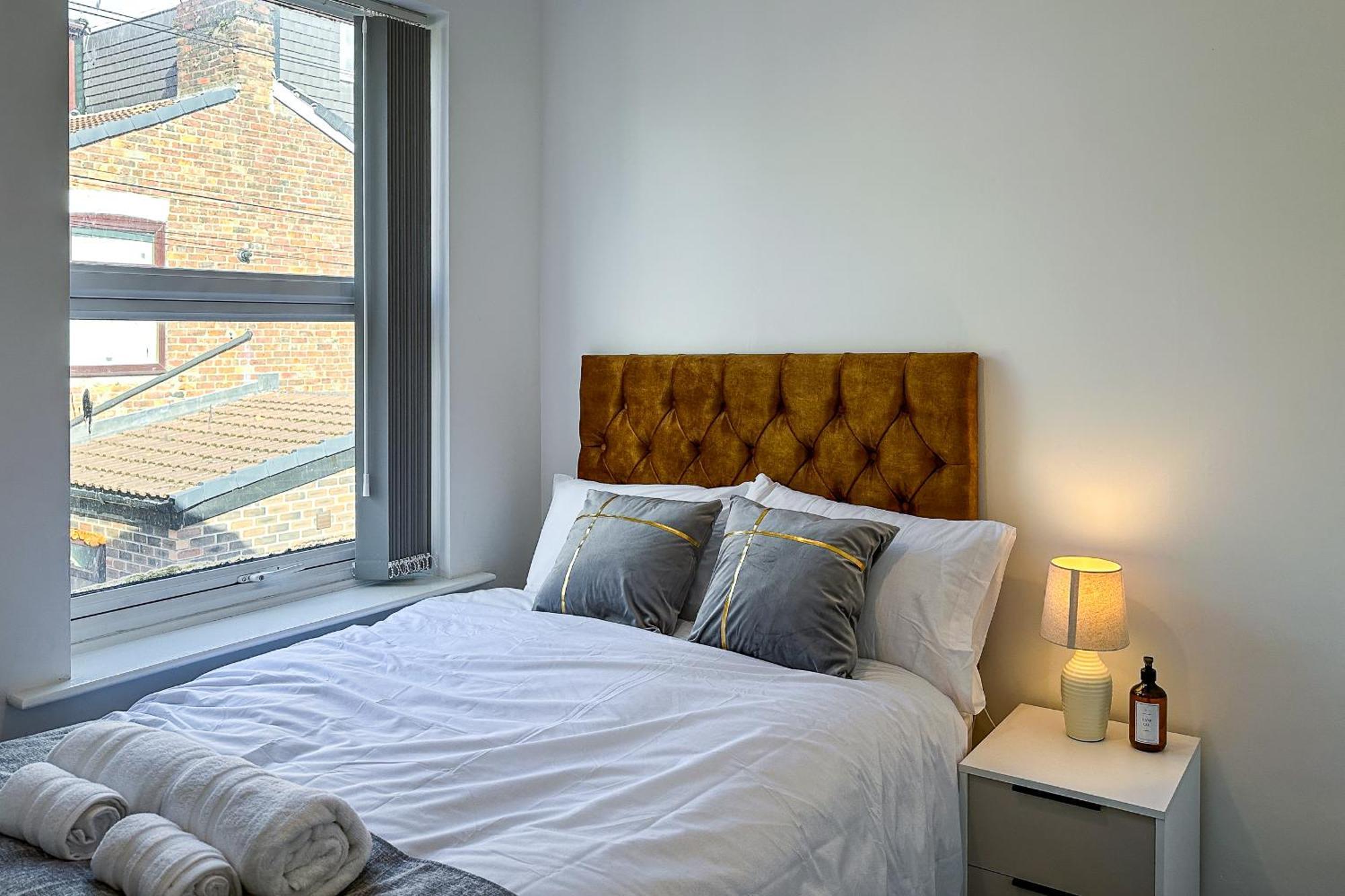 Ashfield Co-Living - Private Room Self-Cater Manchester Bagian luar foto
